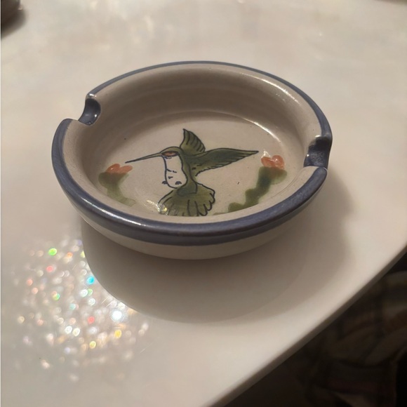 Louisville Stoneware Pottery Hummingbird Ashtray Trinket Dish - Picture 2 of 3